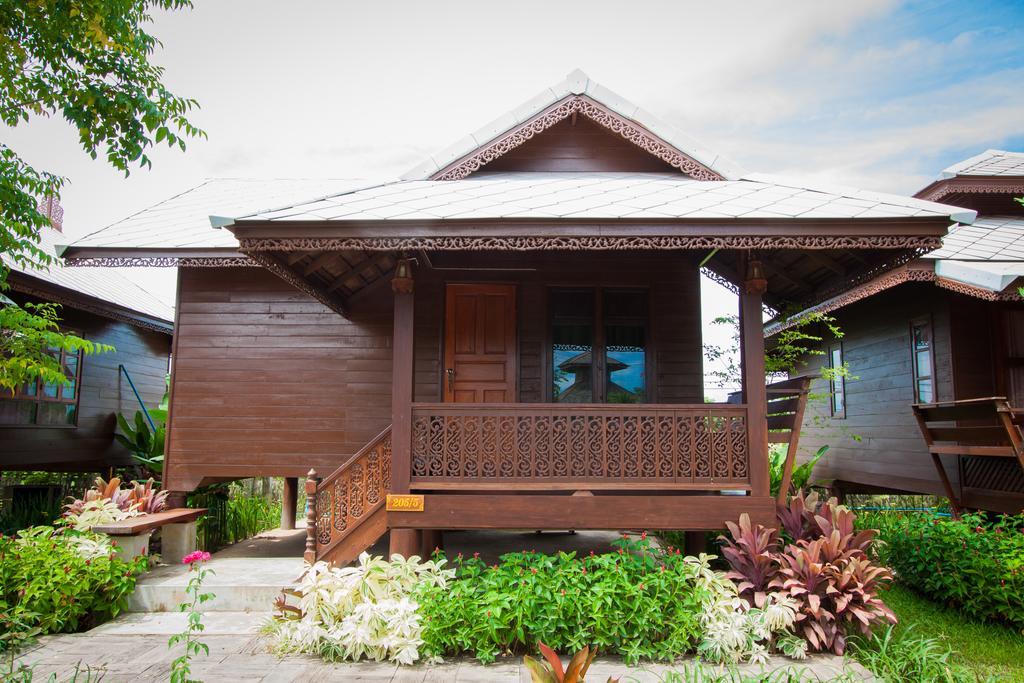 Huan Aumpron Resort Phrae Quarto foto