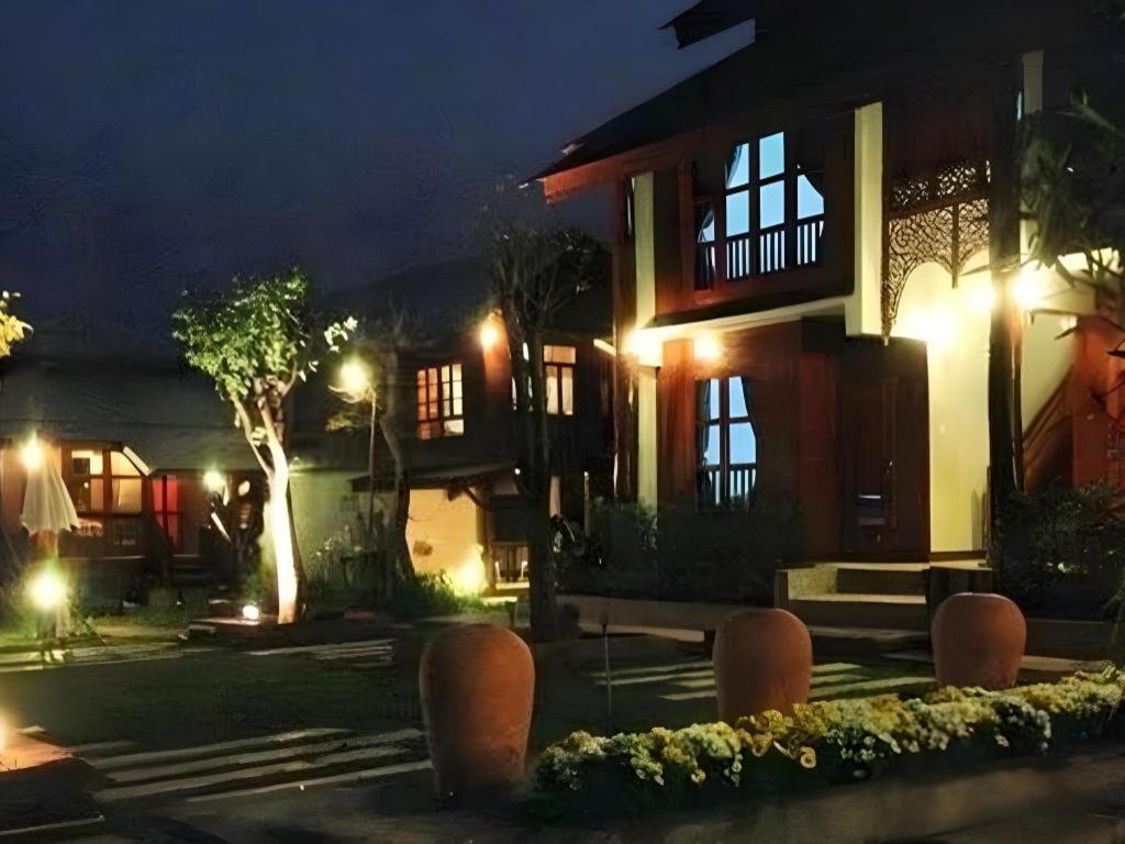 Huan Aumpron Resort Phrae Exterior foto